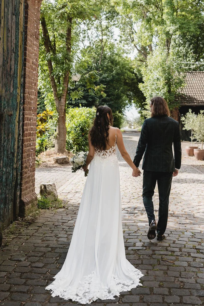 Boho A-Line V Neck Chiffon Wedding Dresses with Appliques