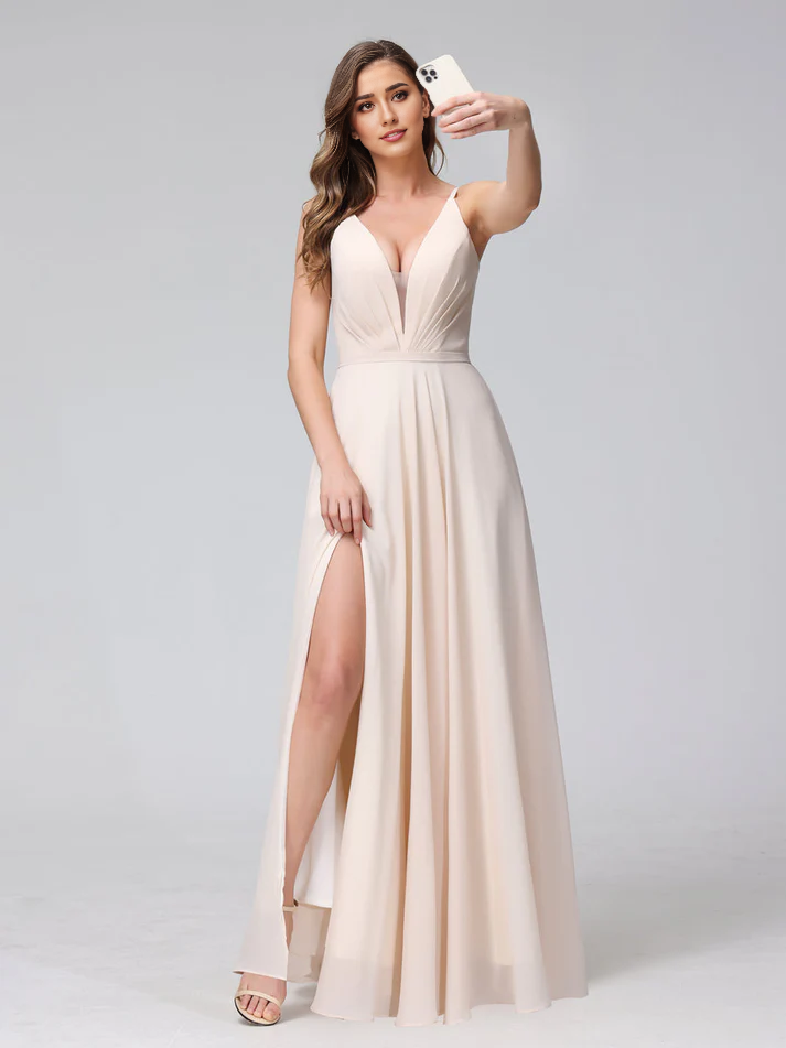 QIAIWAN Dress's charming V-neck sleeveless chiffon bridesmaid dress