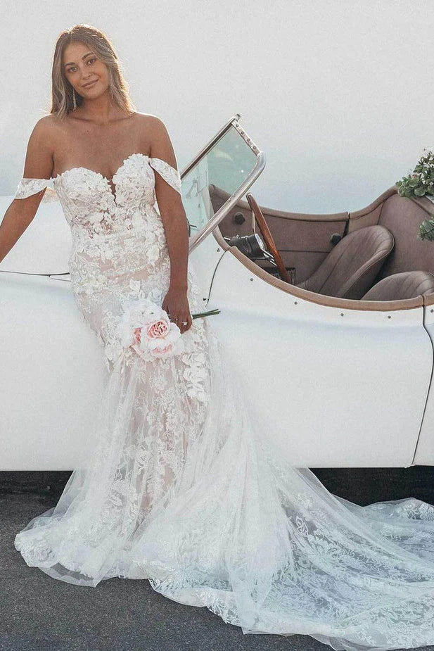 Charming Mermaid Off the Shoulder Tulle Wedding Dresses with Lace