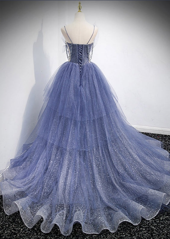 Stunning Ball Gown Ruffled V-Neck Tulle Long Prom Dress with Train