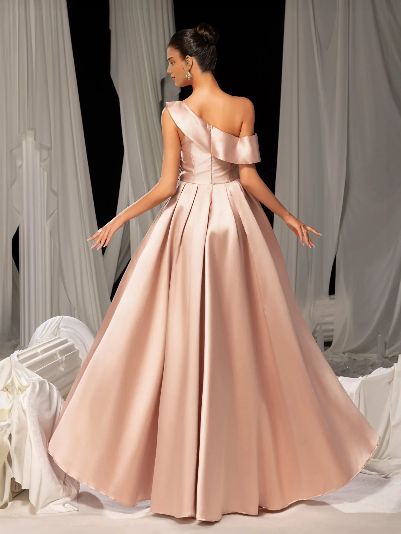 QIAIWAN Elegant One Shoulder Sleeveless A-line Satin Ball Dress