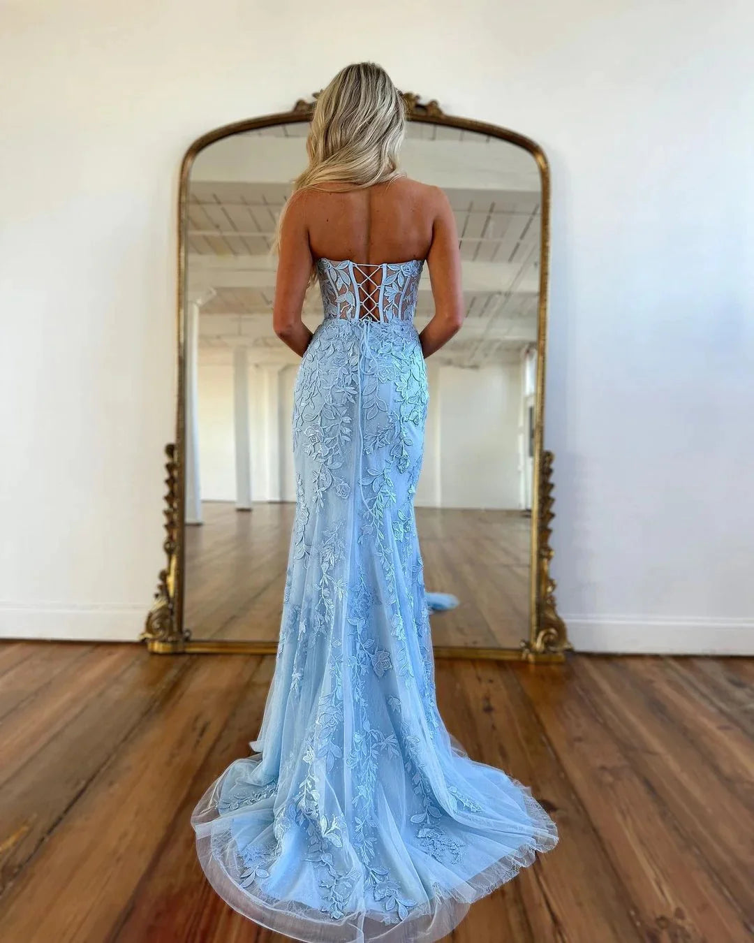 Cute Mermaid Sweetheart Light Blue Lace Long Prom Dresses