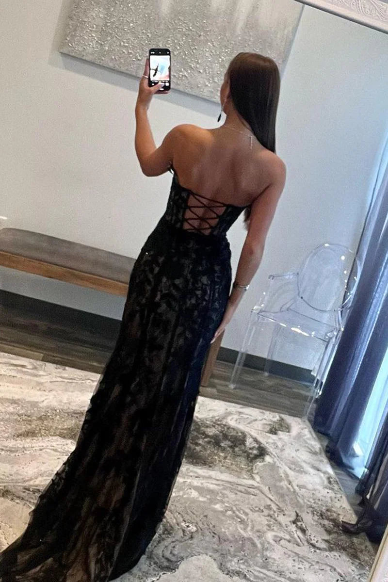 Gorgeous Mermaid Strapless Black Lace Long Prom Dresses