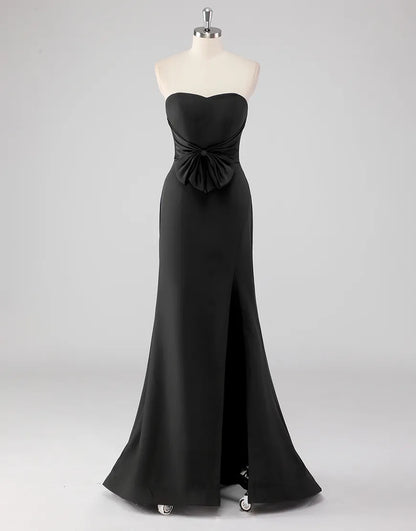 QIAIWAN's charming slim fit strapless sleeveless off shoulder ball gown