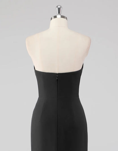 QIAIWAN's charming slim fit strapless sleeveless off shoulder ball gown