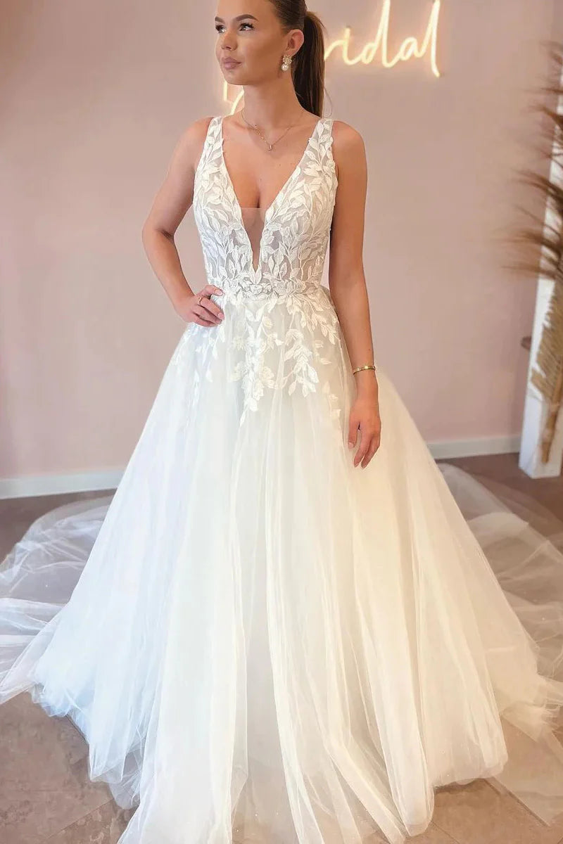 Elegant A Line V Neck Tulle Wedding Dresses with Appliques