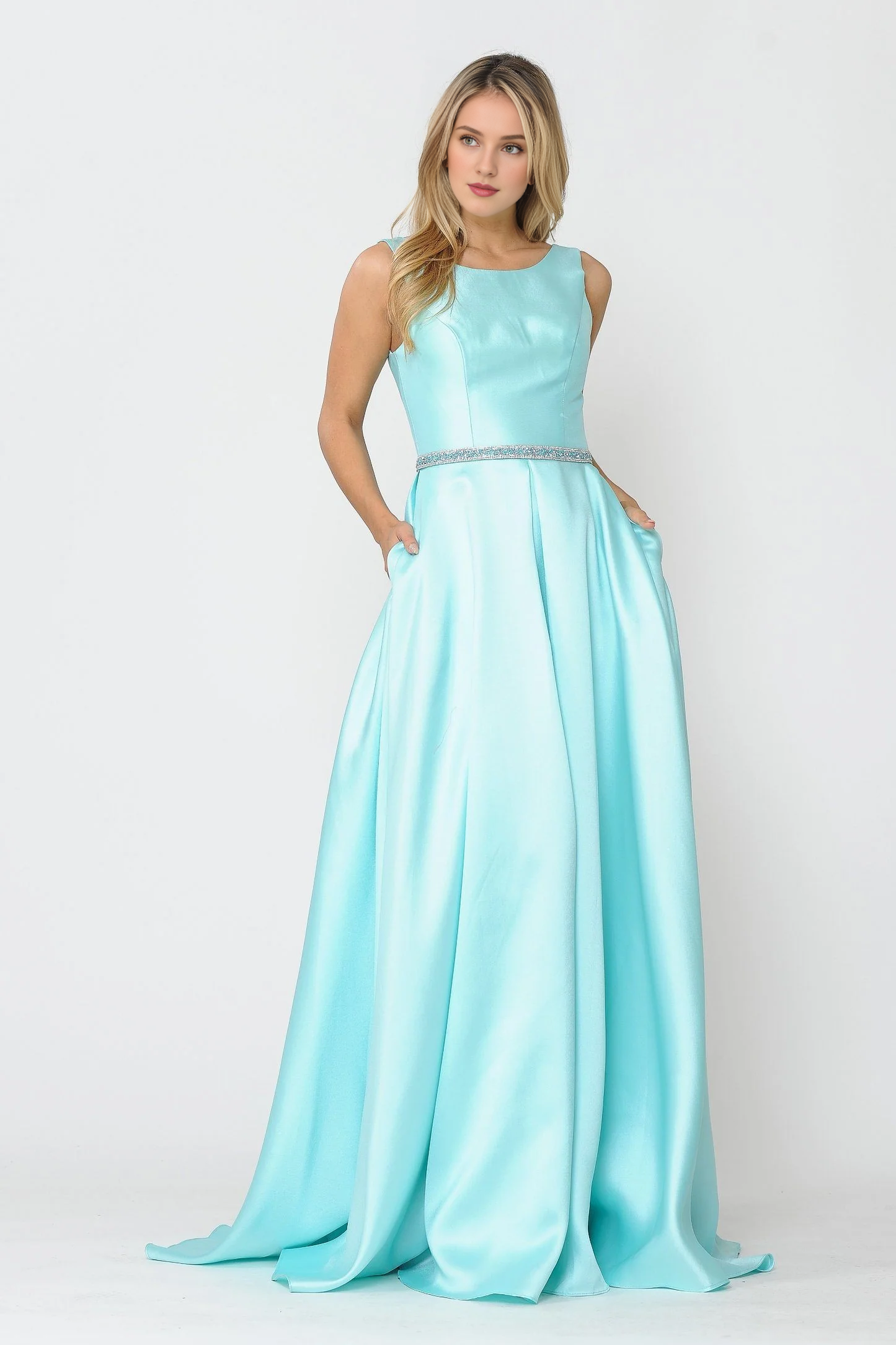 QIAIWAN Dress satin sleeveless backless ball gown