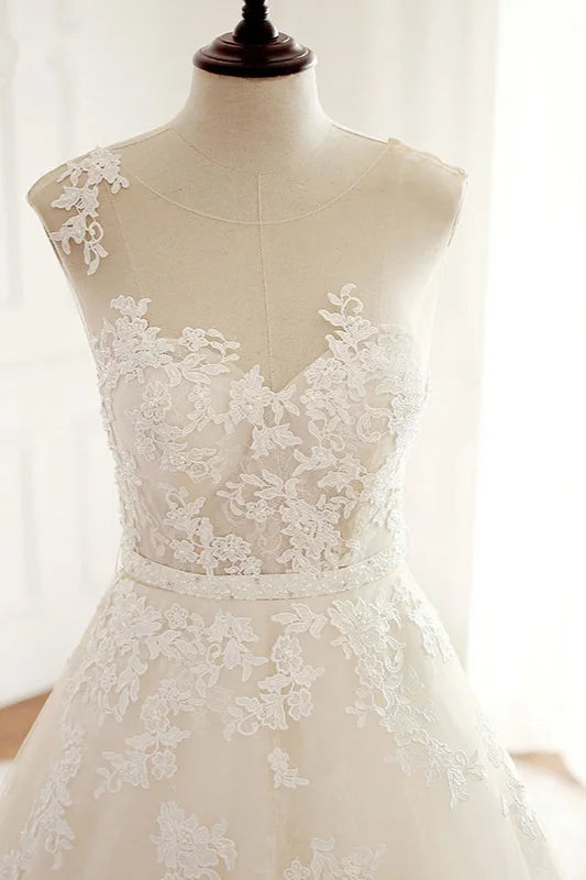 Long Wedding Dress Gown With Lace Appliques Online