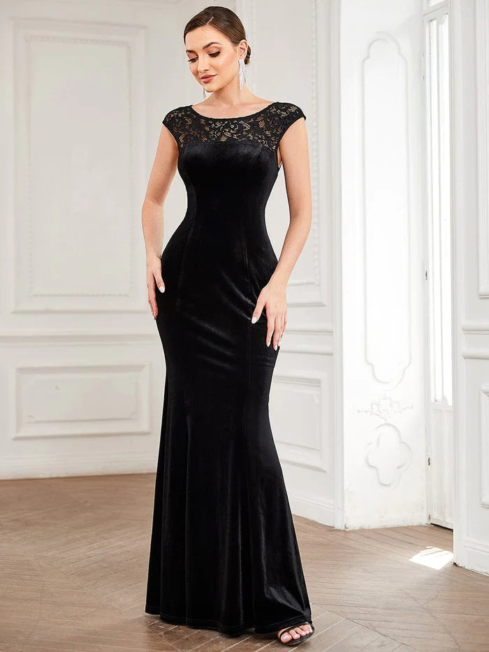 Black hollowed out elegant  Lace Round Neck Bodycon Evening Dress