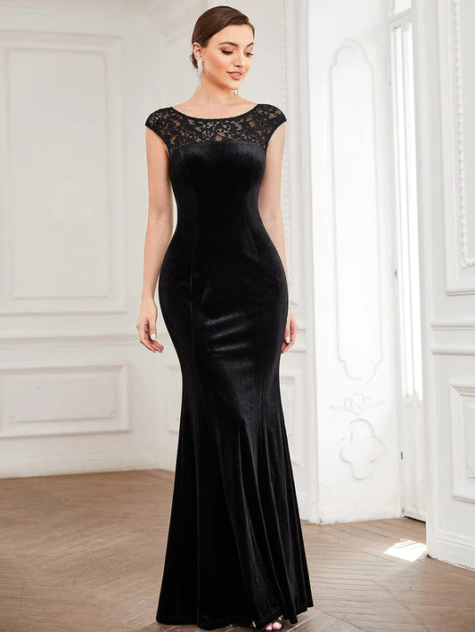 Black hollowed out elegant  Lace Round Neck Bodycon Evening Dress