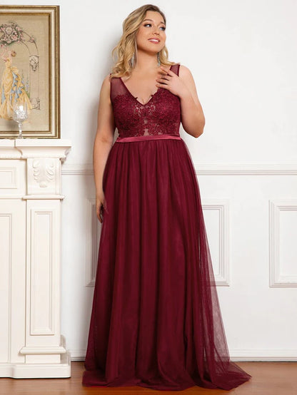 Plus Size Women's A-Line V-Neck Floral Lace Appliques Bridesmaid Dress