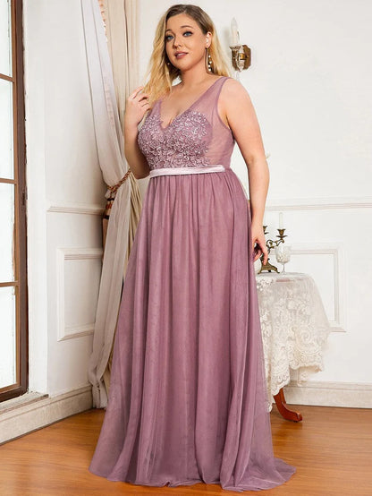 Plus Size Women's A-Line V-Neck Floral Lace Appliques Bridesmaid Dress