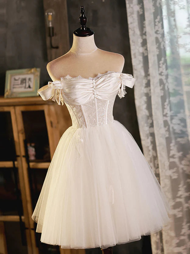 Ivory Tulle Sweetheart with Lace Short Prom Dress, Ivory Homecoming Dress