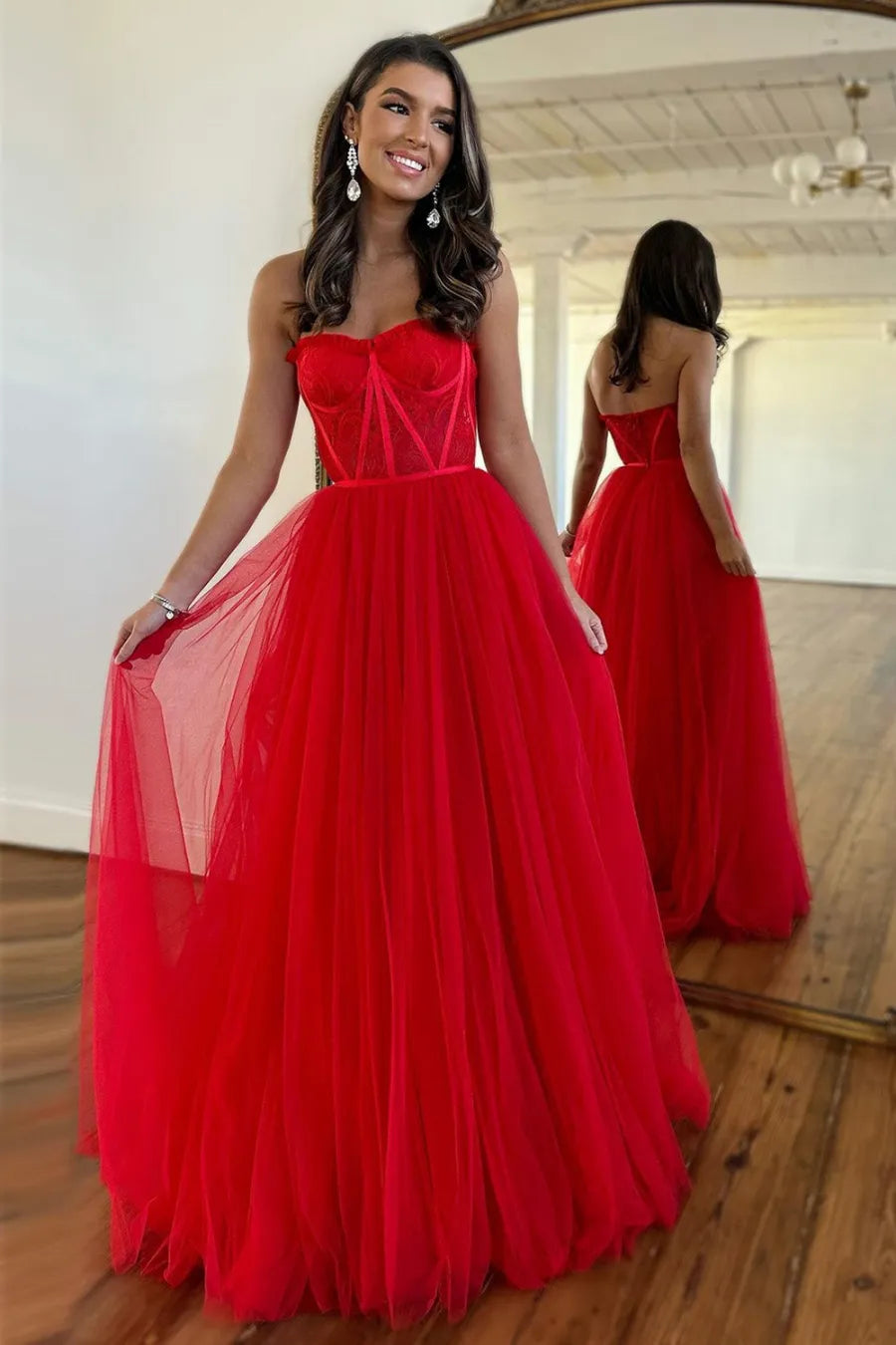 QIAIWAN Dress sleeveless strapless, backless, floor length ball gown