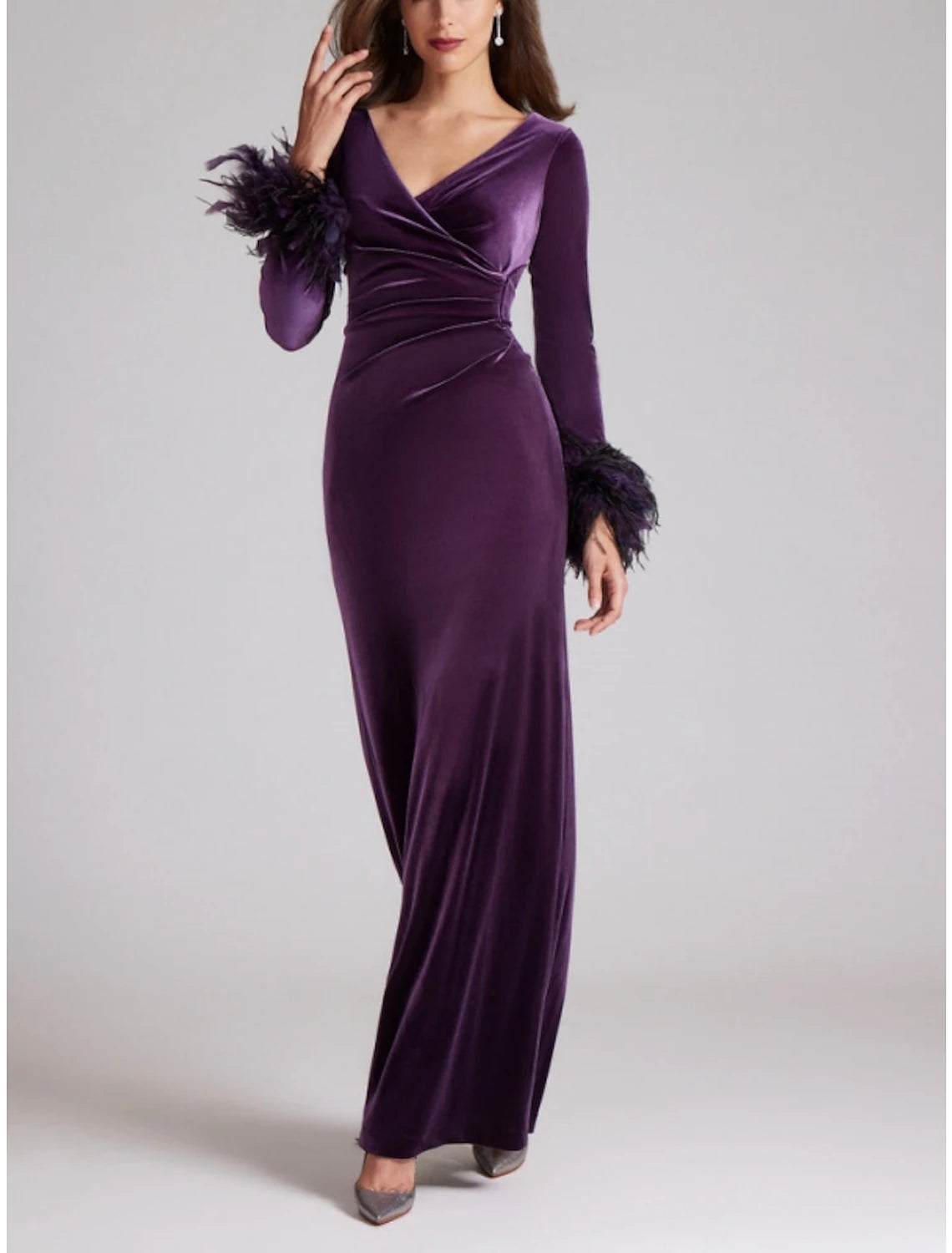 Sheath / Column Evening Gown Elegant Dress Formal Ankle Length Long Sleeve V Neck Velvet with Feather Ruched Slit