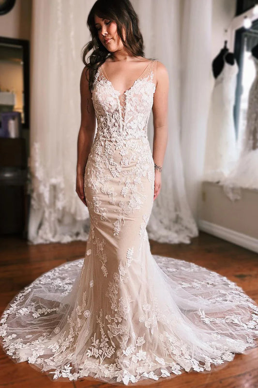 Elegant Mermaid V Neck Tulle Lace Wedding Dress