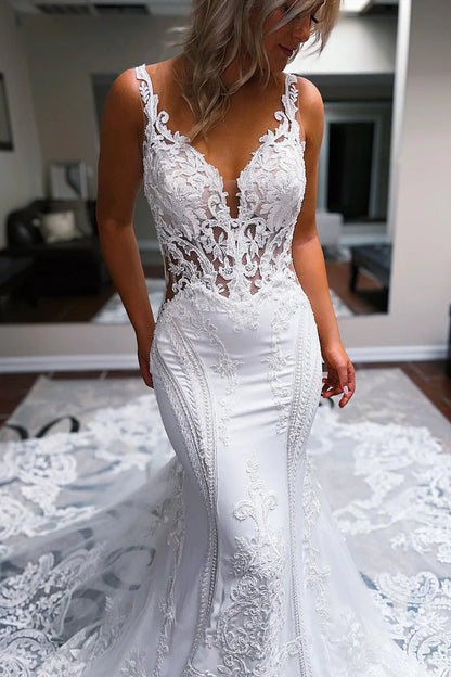 Elegant Mermaid V Neck White Lace Wedding Dresses with Train