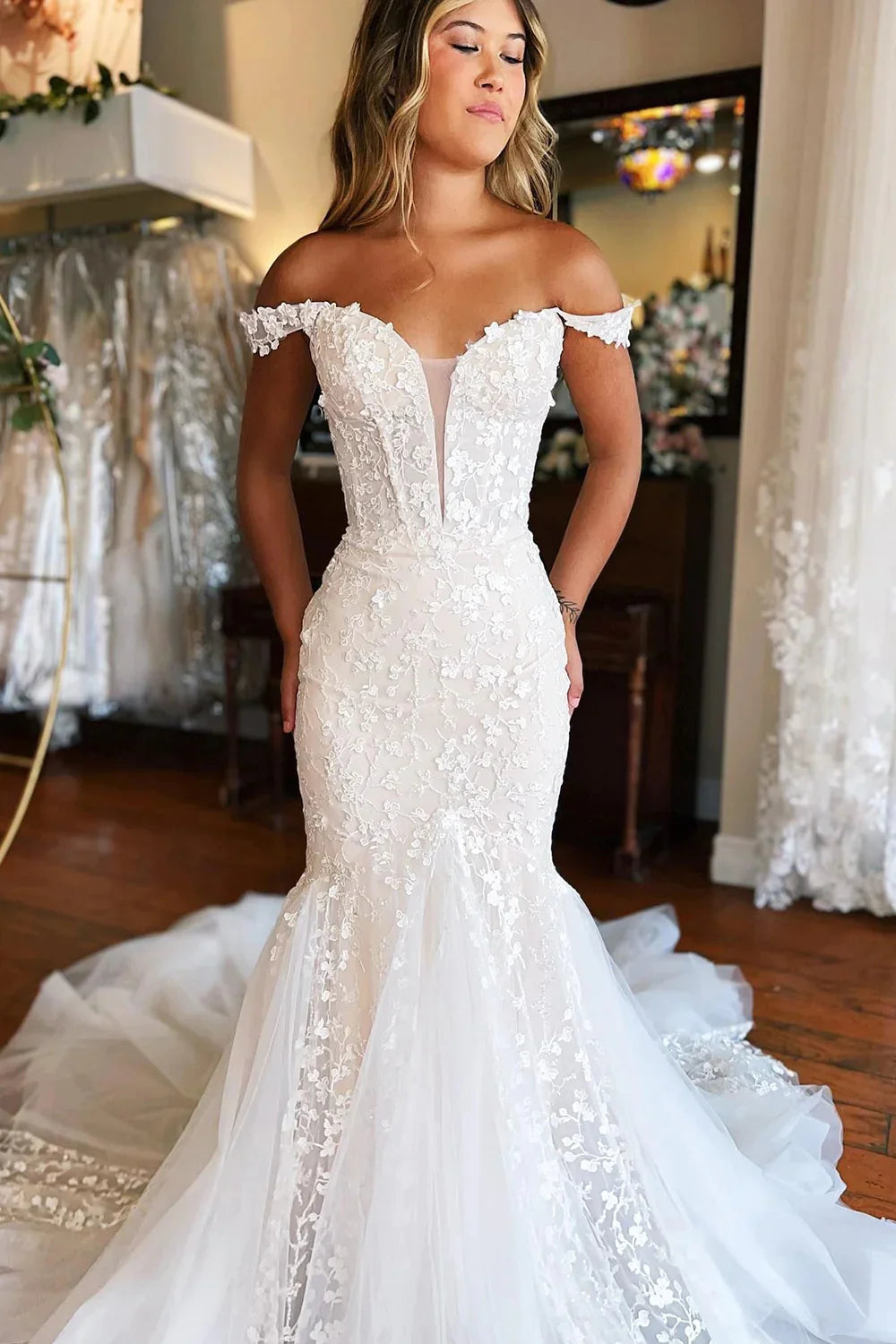 Mermaid White Lace Sweep Train Long Wedding Dress