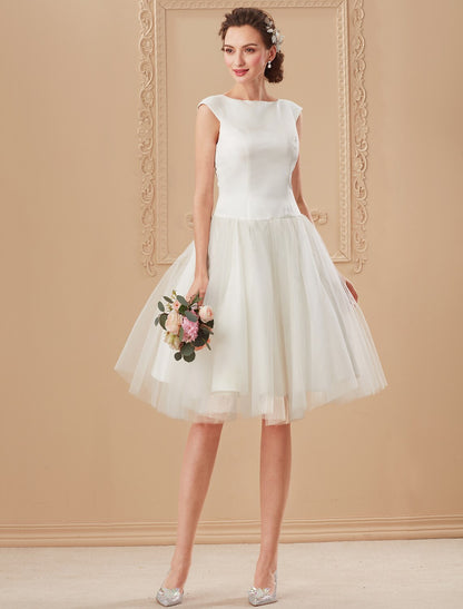 Beach Little White Dresses Wedding Dresses A-Line Scoop Neck Cap Sleeve Knee Length Satin Bridal Gowns With Draping