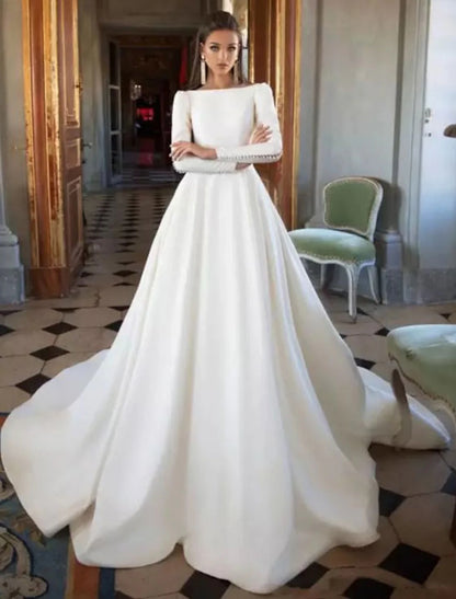 Formal Fall Wedding Dresses Ball Gown Scoop Neck Long Sleeve Court Train Satin Bridal Gowns With Buttons Pleats 2023 Summer Wedding Party, Women‘s Clothing