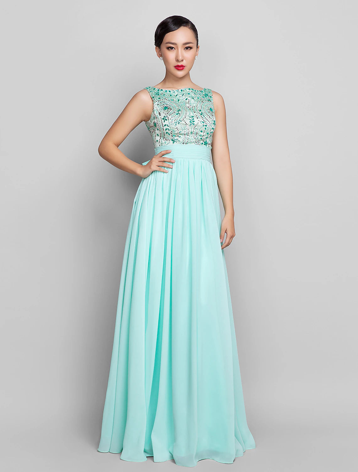 A-Line Beaded & Sequin Holiday Cocktail Party Prom Dress Scoop Neck Sleeveless Floor Length Chiffon with Bow(s) Ruched Beading