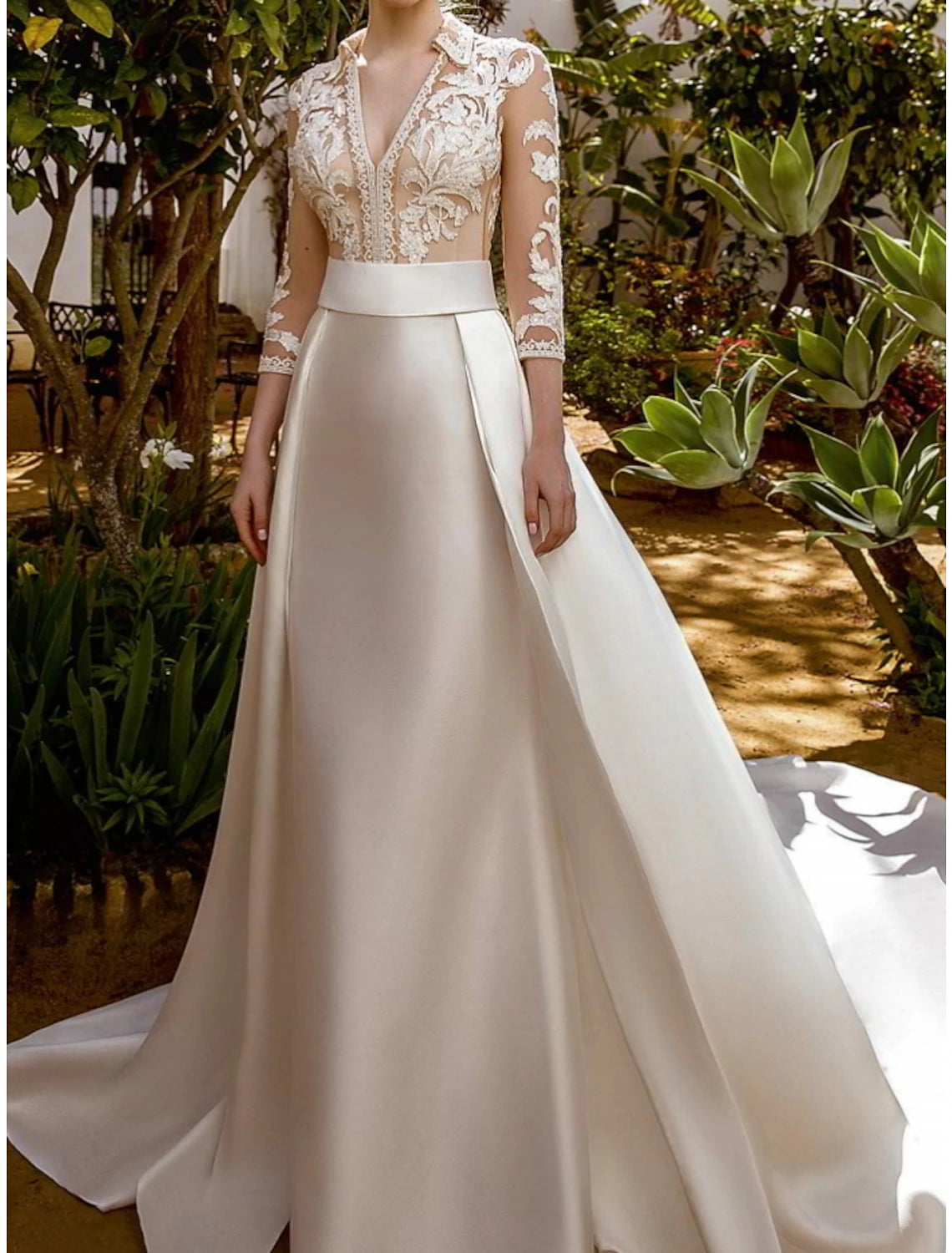 Formal Wedding Dresses A-Line V Neck 3/4 Length Sleeve Court Train Satin Bridal Gowns With Pleats Solid Color