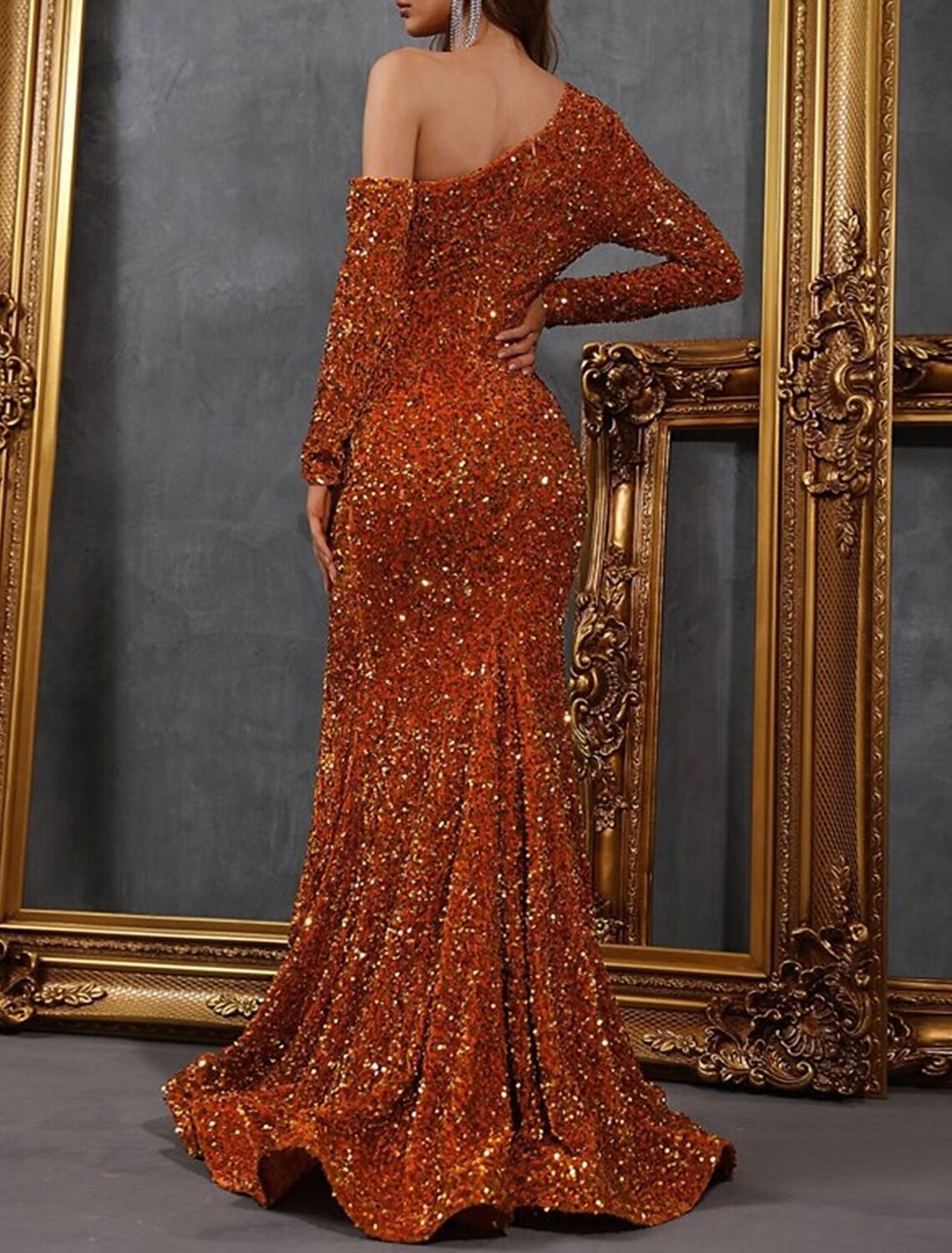 Mermaid / Trumpet Evening Gown Cut Out Dress Formal Wedding Sweep / Brush Train Long Sleeve One Shoulder Sequined with Sequin Slit