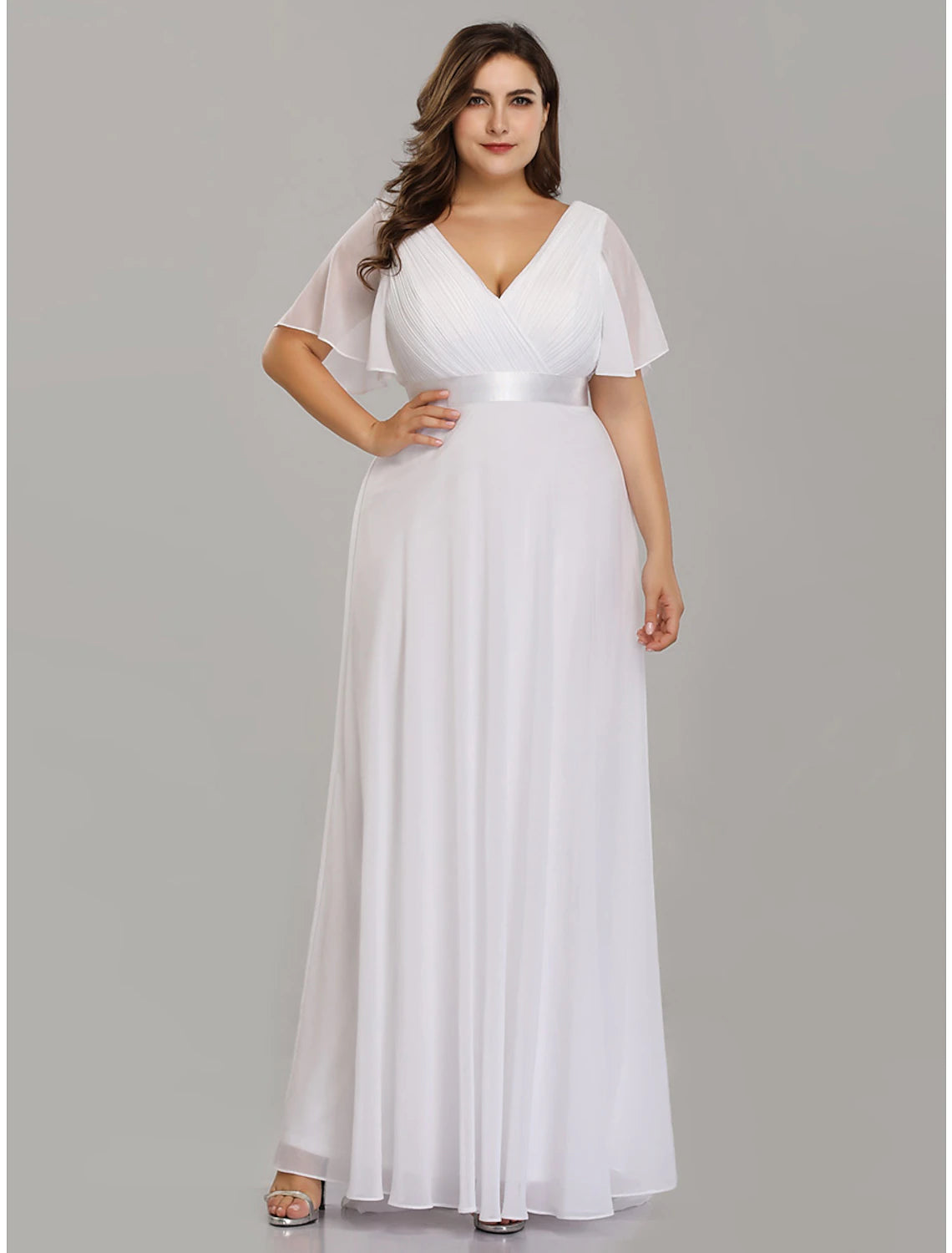 A-Line Mother of the Bride Dress Plus Size Elegant V Neck Floor Length Chiffon Short Sleeve with Sash / Ribbon Ruching