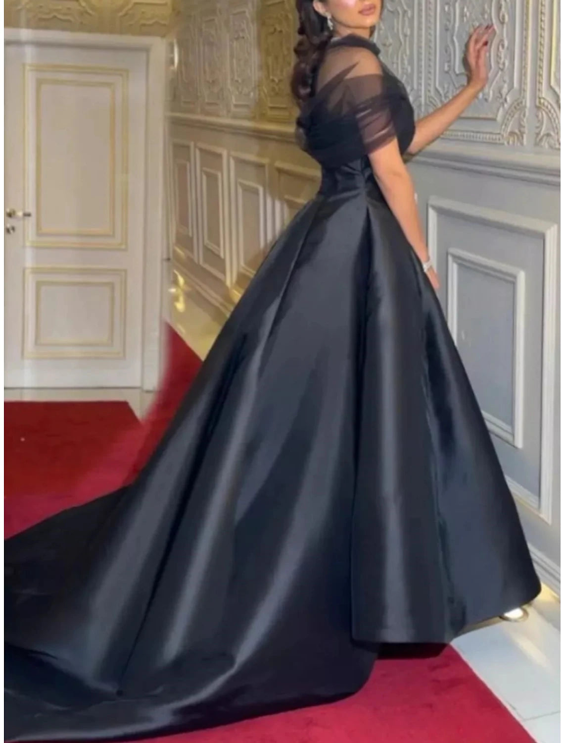 A-Line Evening Gown Elegant Dress Black Dress Formal Carival Court Train Short Sleeve Illusion Neck Satin with Pleats 2023