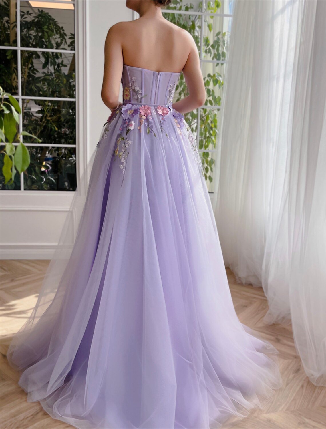 A-Line Evening Gown Floral Dress Wedding Court Train Sleeveless Strapless Tulle with Appliques