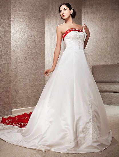 Open Back Wedding Dresses Sweep / Brush Train Ball Gown Strapless Strapless Satin With Embroidery Appliques  Bridal Gowns