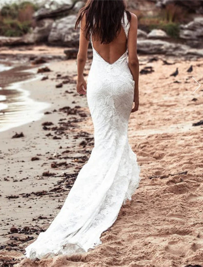 Beach Open Back Boho Wedding Dresses Mermaid / Trumpet Halter Sleeveless Chapel Train Lace Bridal Gowns With Appliques Solid Color Summer Fall Wedding Party, Women's Clothing