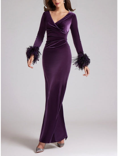 Sheath / Column Evening Gown Elegant Dress Formal Ankle Length Long Sleeve V Neck Velvet with Feather Ruched Slit