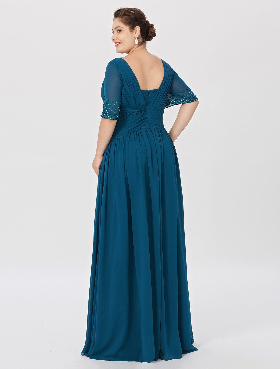 Ball Gown A-Line Mother of the Bride Dress Formal Classic & Timeless Elegant & Luxurious Plus Size Square Neck Floor Length Chiffon Short Sleeve No with Pleats Beading