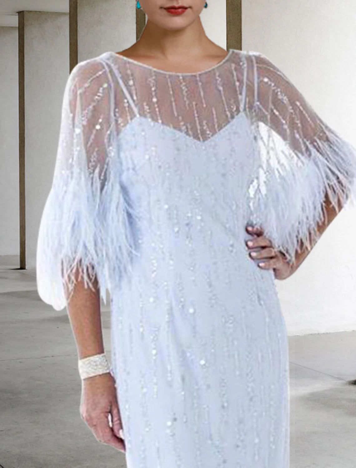 Sheath / Column Mother of the Bride Dress Fall Wedding Guest Sparkle & Shine Elegant Jewel Neck Knee Length Stretch Chiffon Half Sleeve with Feather Beading Sequin