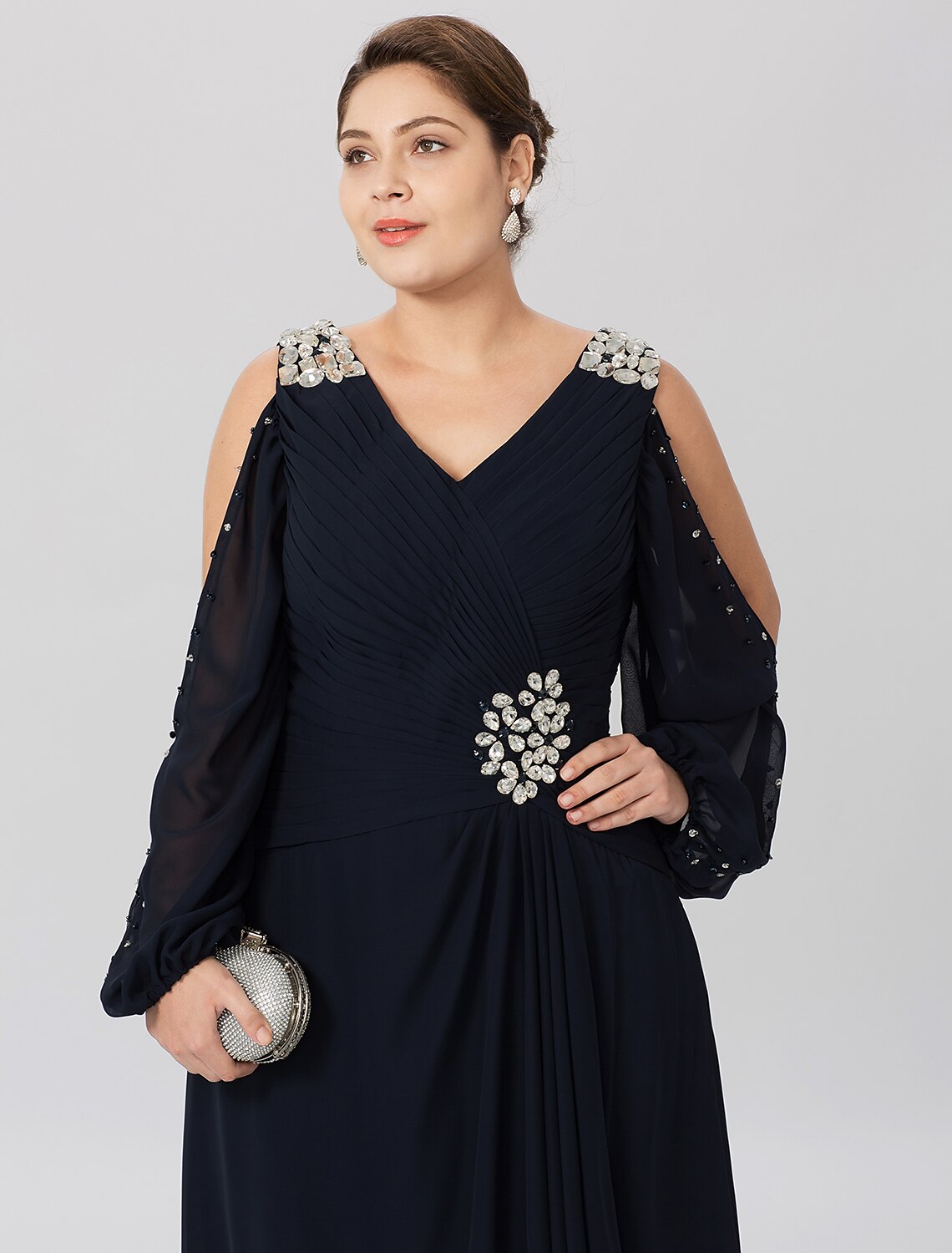 Sheath / Column Mother of the Bride Dress Plus Size Elegant High Low V Neck Asymmetrical Chiffon Stretch Satin Long Sleeve with Criss Cross Crystals