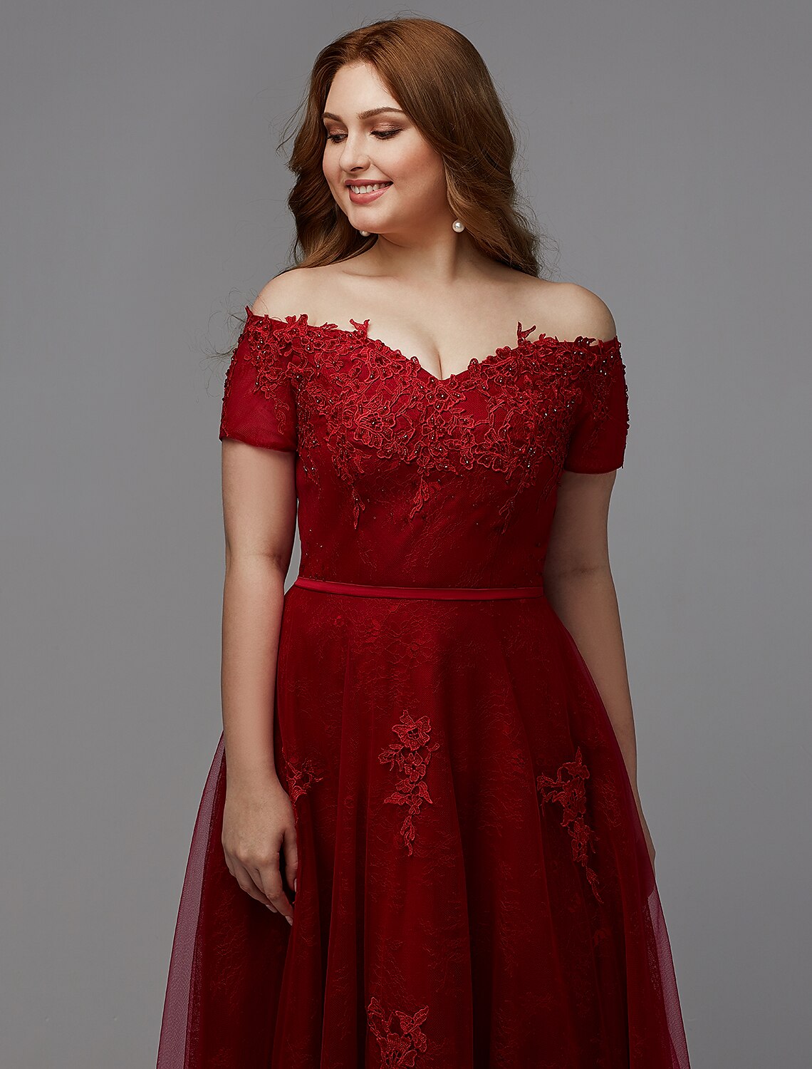 A-Line Plus Size Dress Wedding Guest Prom Floor Length Short Sleeve Off Shoulder Lace Lace-up with Beading Appliques